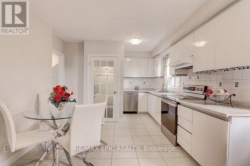 274 Taylor Mills Drive N, Richmond Hill, ON 