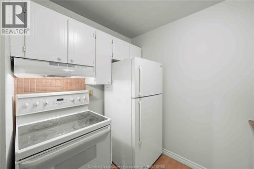915 Lena, Windsor, ON 