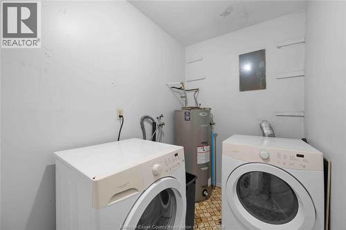 915 Lena, Windsor, ON 