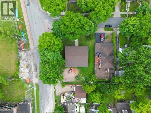 915 Lena, Windsor, ON 