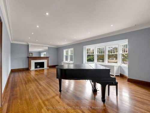 92 Inglewood Drive, Toronto, ON 