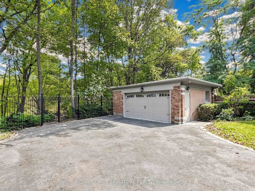 92 Inglewood Drive, Toronto, ON 