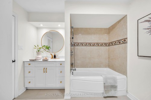 69 Silas Hill Drive, Toronto, ON 