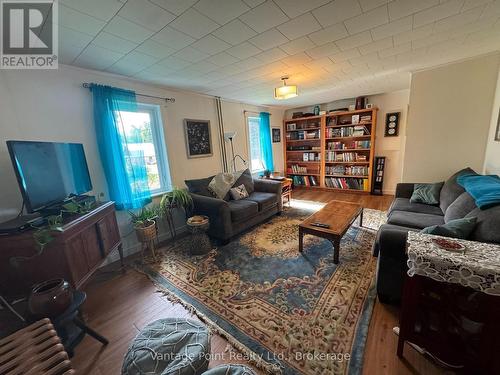 316057 6 Highway, Chatsworth, ON 