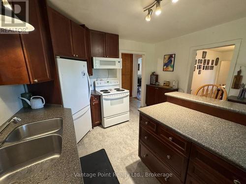 316057 6 Highway, Chatsworth, ON 