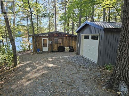 378 Spectacle Lake Road, Madawaska Valley, ON 