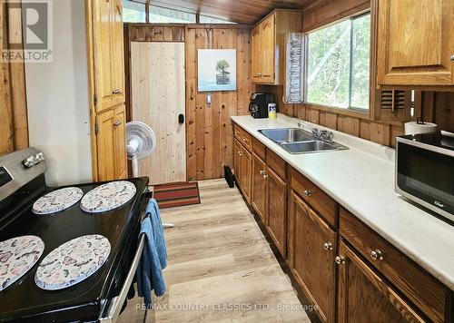 378 Spectacle Lake Road, Madawaska Valley, ON 