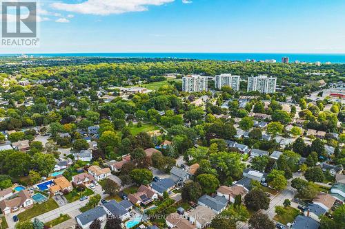 581 Holly Hill Crescent, Burlington, ON 