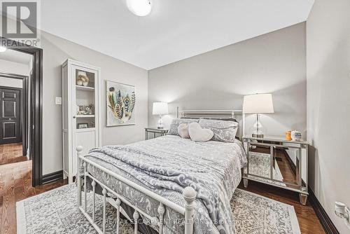 581 Holly Hill Crescent, Burlington, ON 