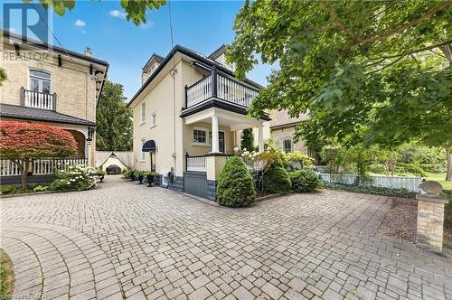 100 Brunswick Street, Stratford, ON 