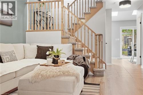 14 Kenyon Crescent, Grimsby, ON 