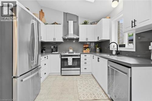 14 Kenyon Crescent, Grimsby, ON 