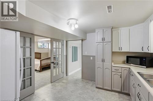 26 Alexander Avenue, Cambridge, ON 
