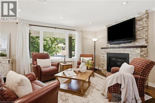 26 Alexander Avenue, Cambridge, ON 