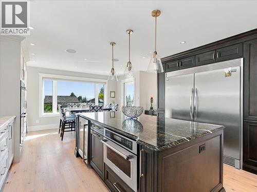 1524 Ottawa Avenue, West Vancouver, BC 
