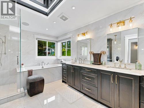 1524 Ottawa Avenue, West Vancouver, BC 