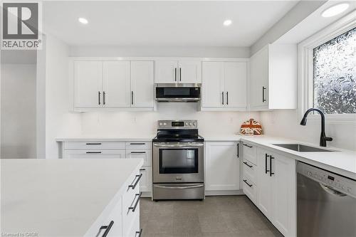 2328 Malcolm Crescent, Burlington, ON 