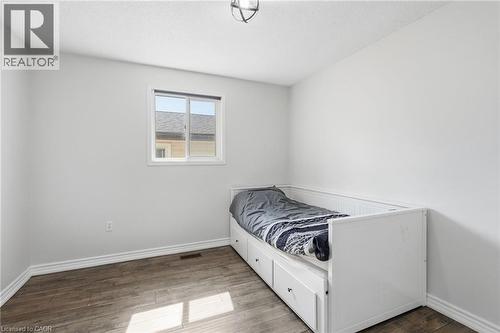 2328 Malcolm Crescent, Burlington, ON 