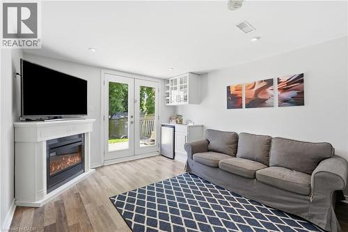 2328 Malcolm Crescent, Burlington, ON 
