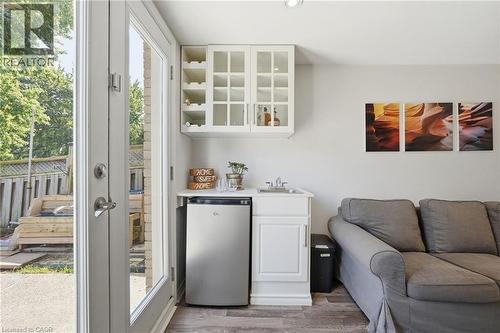 2328 Malcolm Crescent, Burlington, ON 