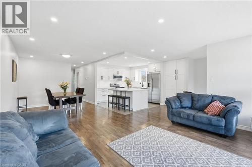 2328 Malcolm Crescent, Burlington, ON 