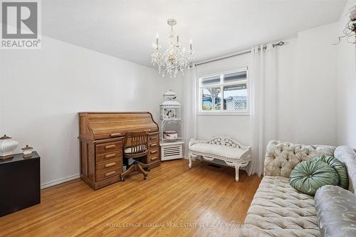83 Oakridge Drive, Hamilton, ON 