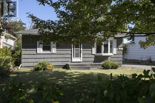 552 Lake St, Sault Ste. Marie, ON 