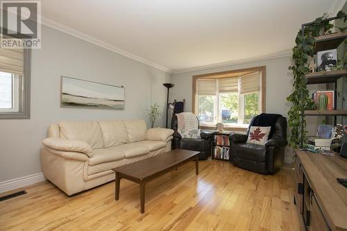 552 Lake St, Sault Ste. Marie, ON 