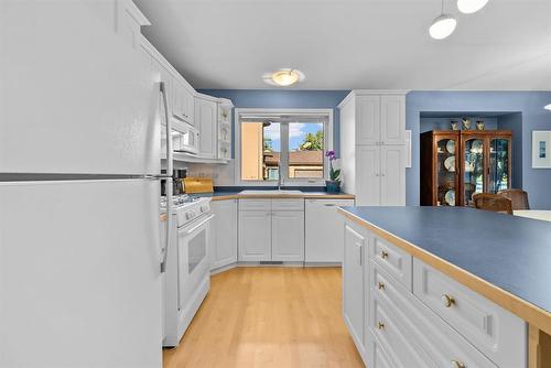 1147 Des Trappistes Street, Winnipeg, MB 