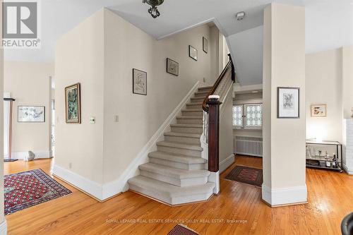 105 Roxborough Street E, Toronto, ON 