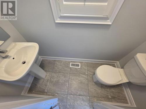 87 BEARBERRY ROAD E , Springwater, Ontario L9X 2C9 4