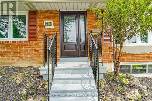 MAIN - 43 CHRISTINA CRESCENT , Toronto, Ontario M1R 4H7 2