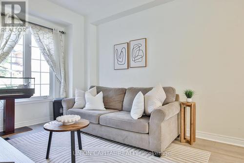 60 Wilkie Lane, Ajax, ON 