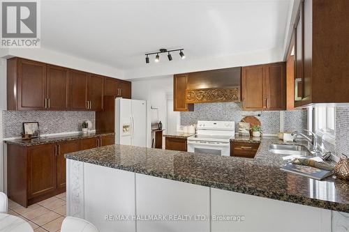 32 Valley Centre Drive, Toronto, ON 