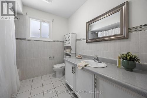 32 Valley Centre Drive, Toronto, ON 