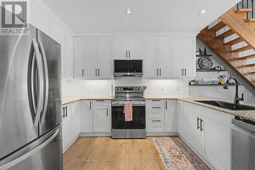 6 Victoria Street, Barrie, ON 