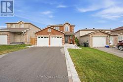 11 AMBLER BAY Barrie, ON L4M 7A4