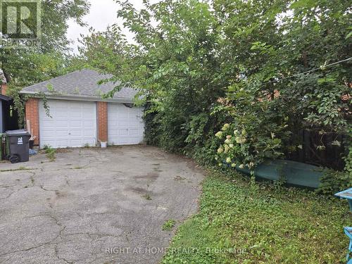24 THIRD STREET , Toronto, Ontario M8V 2X6 4