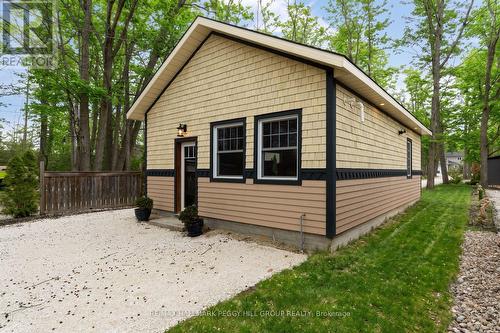 2026 River Road W, Wasaga Beach, ON 
