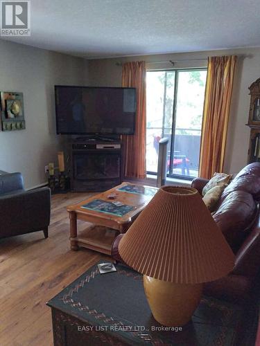 205 - 75 HUXLEY STREET , London South, Ontario N6J 4W7 5