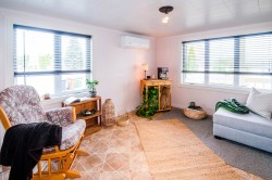 Salon - 