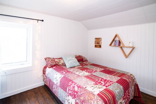 Bedroom - 14 Route 132 E., Saint-Denis-De La Bouteillerie, QC 