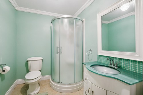 Salle de bains - 125 Rue Joseph-Vandal, Saint-Jean-Sur-Richelieu, QC 