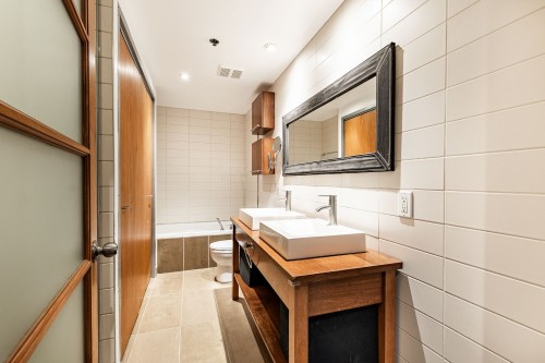Salle de bains - 304-3282 Rue Ontario E., Montréal (Mercier/Hochelaga-Maisonneuve), QC 