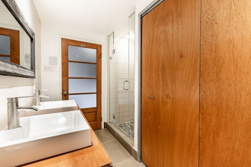 Salle de bains - 304-3282 Rue Ontario E., Montréal (Mercier/Hochelaga-Maisonneuve), QC 