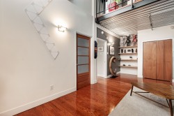 Salon - 