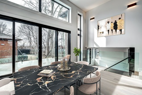 Salle à manger - 5826 Av. Palmer, Côte-Saint-Luc, QC 
