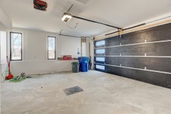 Garage - 
