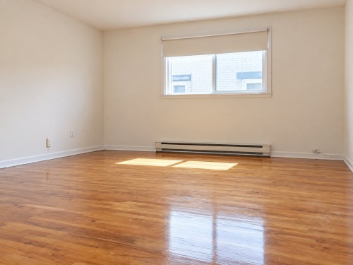 2205 Rue Rousseau , Montréal (LaSalle), QC H8N 1K6 3