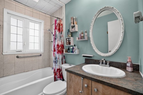 Bathroom - 314 Av. Des Terrasses, Laval (Auteuil), QC 